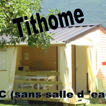Camping Camping Le Verger Fleuri 2*