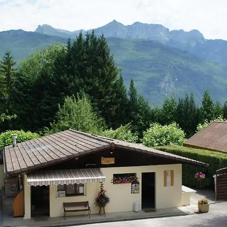 Camping Le Verger Fleuri Lathuile