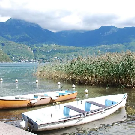 キャンプ場 Camping Le Verger Fleuri 2*