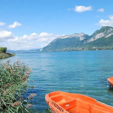 Camping Le Verger Fleuri 2* Lathuile