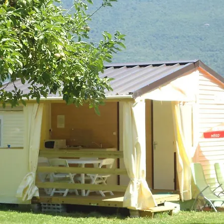 Camping Camping Le Verger Fleuri Lathuile