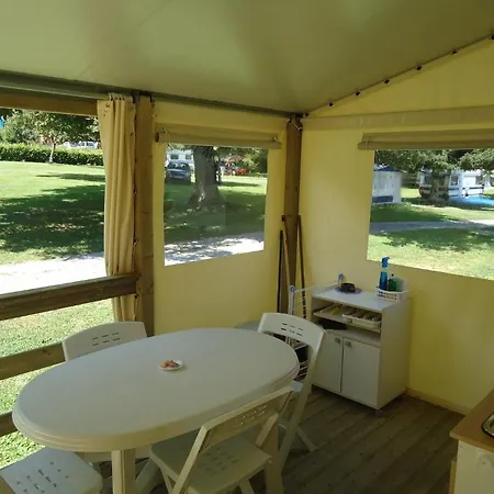 Camping Le Verger Fleuri Camping