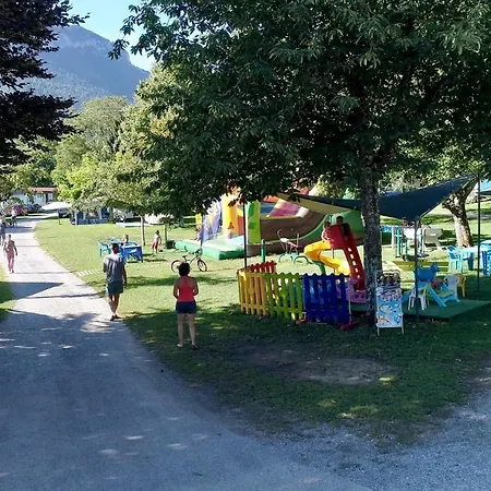 Camping Camping Le Verger Fleuri Lathuile